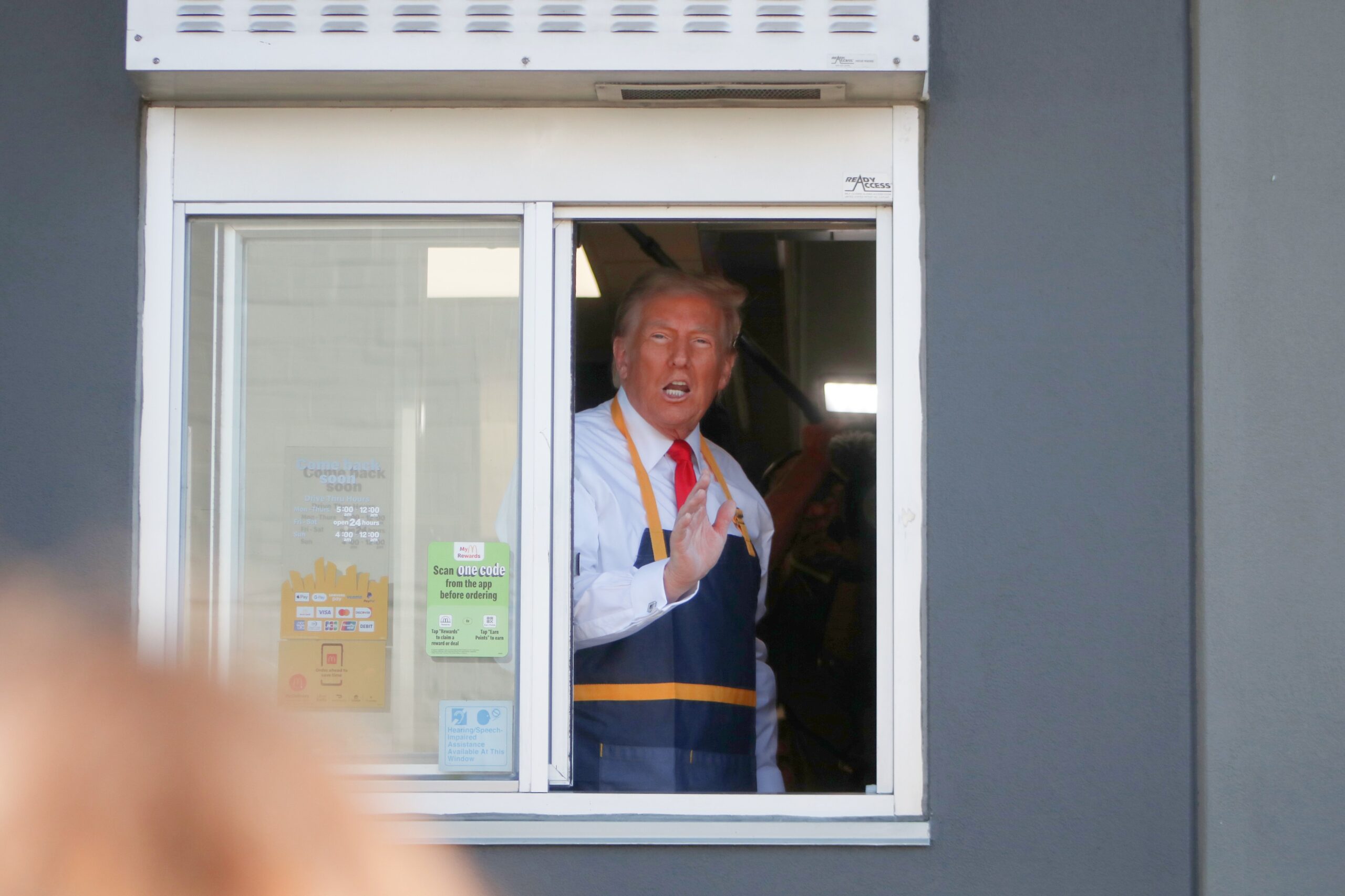 Nearby Former Pres Trump Serves Fries And Political Jabs At Bucks